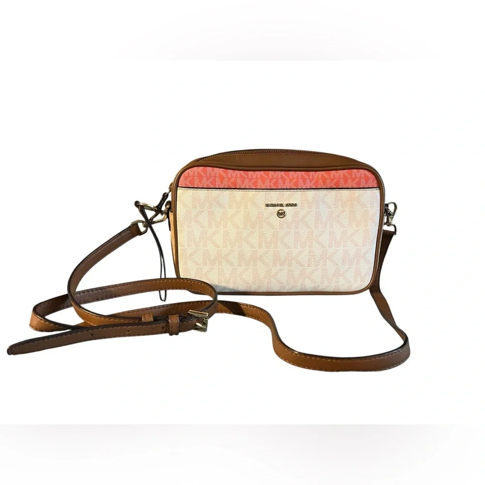 Michael Kors Jet Set Charm Large East West Crossbody Camera Bag